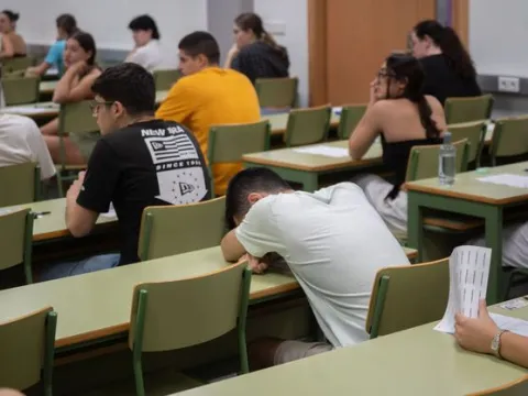 Alumnos en una clase